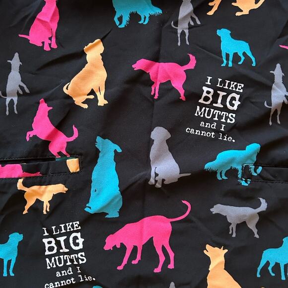 Cherokee Prints Women Medical Scrubs Top V-Neck Dog Lover top XS - Picture 7 of 8